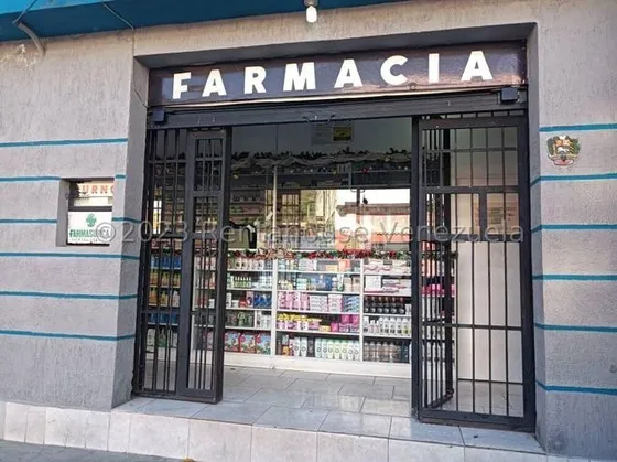 Ab Excelente Oportunidad De Negocio. Este Fondo De Comercio En El Rubro De Farmacia Presenta Un Gran Potencial Debido A Su Amplia Trayectoria, Permisos Vigentes Y Ubicación Estratégica