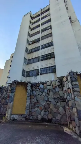 Apartamento En Venta En Naguanagua Casco Central Ls