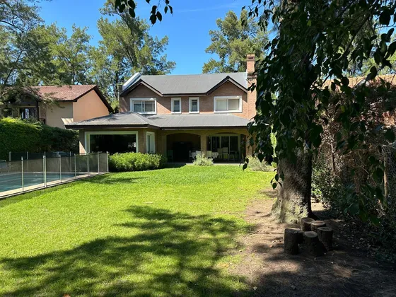 Casa En Alquiler En Barrio Estancia Alvear , Don Torcuato