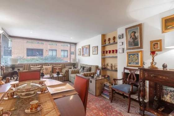 Apartamento En Venta En Los Rosales. Cod V24312