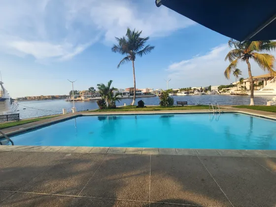 Amplio Y Moderno Penthouse En Alquiler Vacacional En El Conjunto Residencial Flamingo. Lecheria