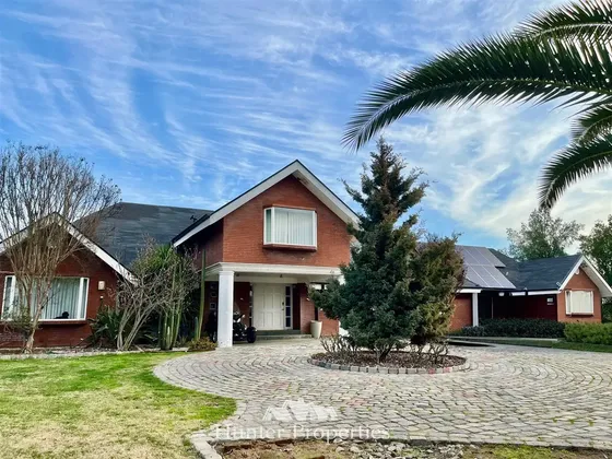 Parcela Con Casa De Lujo De 5d, 3b Se Vende Brisas De Unihue