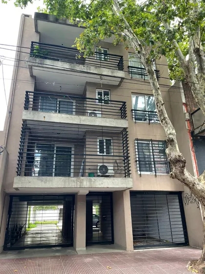 Depto 2 Ambientes, Con Renta Hasta 2027.  Ideal Inversionistas. 