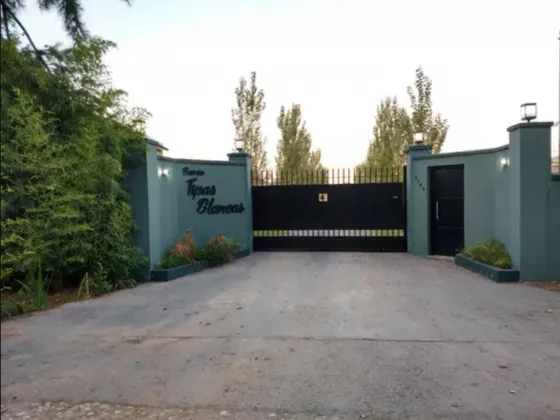 Lote En Venta Barrio Semi Cerrado Tipas Blancas, Tortuguitas, A 5 Minutos De Zona Comercial Y Ruta Nacional 8, A 10 Minutos Del Shopping Tortugas Open Mall.