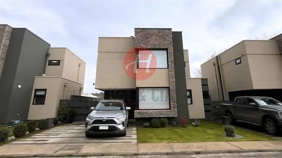 Casa En Venta 3 Dormitorios 125 M Condominio Temuco