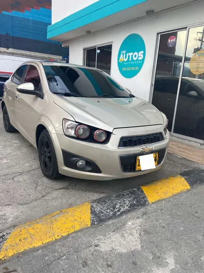 Chevrolet Sonic 1.6 Lt 5 P
