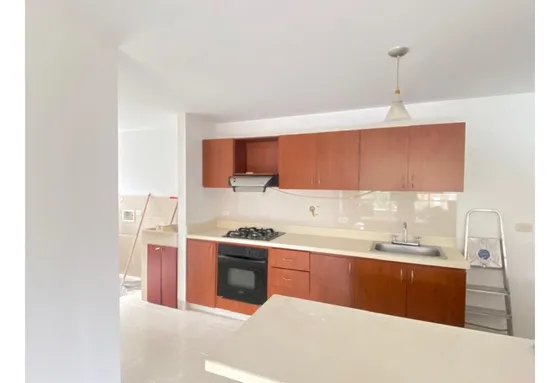 Venta De Apartamento En El Poblado - Por La Frontera Hacia San Lucas