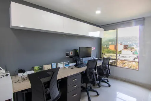 Oficinas En Arriendo Manila 743-7511