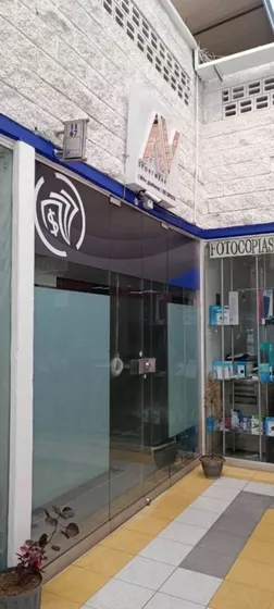 Gran Oportunidad De Inversión En Local En El Centro Comercial Platino Plaza