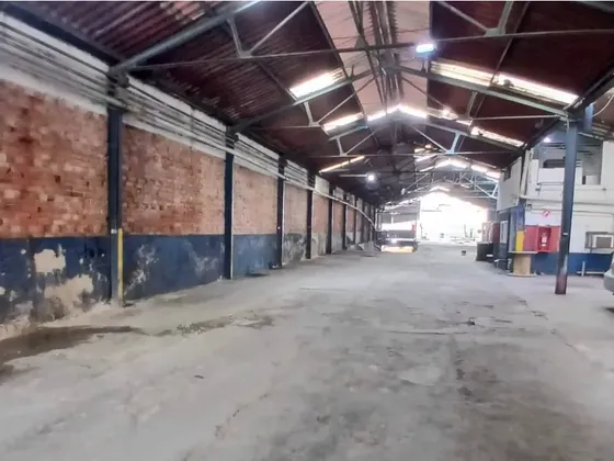 Venta De Galpon 1.000 M2 En La Pastora (rr)