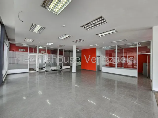 #*25-17241 Espectacular Concesionario En Alquiler, Oeste De Barquisimeto, Lara. Adelaida Armeya