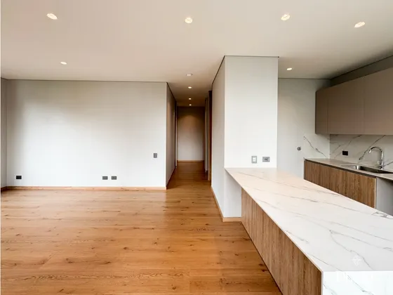 Apartamento En Venta, Poblado, 2 Habitaciones