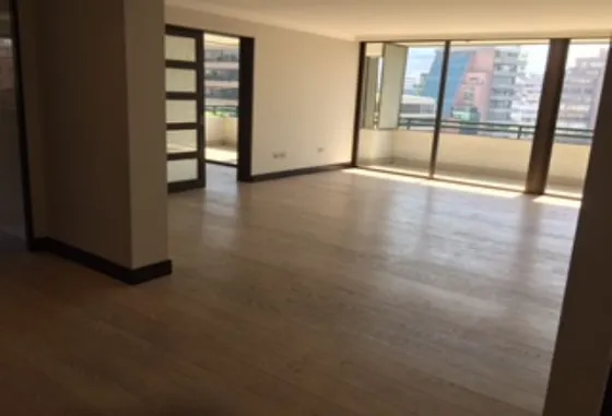 Departamento En Arriendo De 4 Dorm. En Las Condes