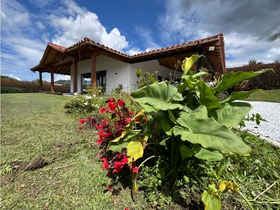 Casa En Arriendo En Llanogrande Sector Pontezuela