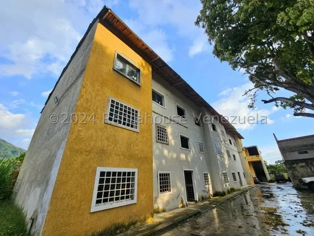 Gbf 25-4786 El Limón Vendo Apartamento Para Culminar A Su Gusto Contácteme Ya. 