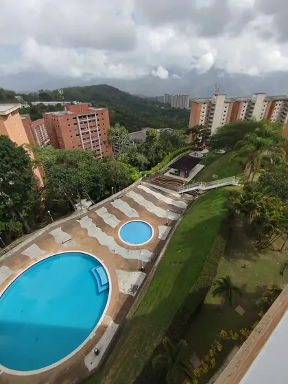 Apartamento En Alquiler, Urb.miravila, Parque Caixa. Ov