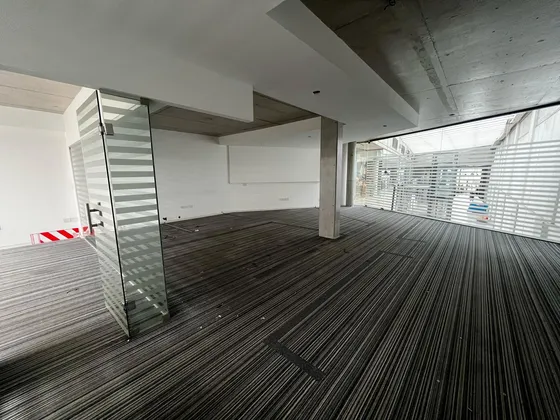 Cordoba Al 600 - Venta / Alquiler De Oficina En Microcentro De Rosario