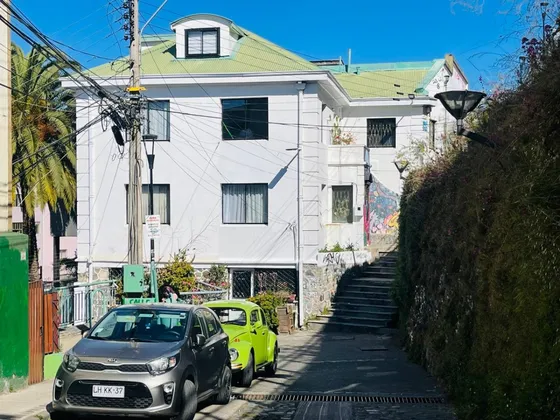 Encantador Departamento En El Corazón Del Cerro Concepción 