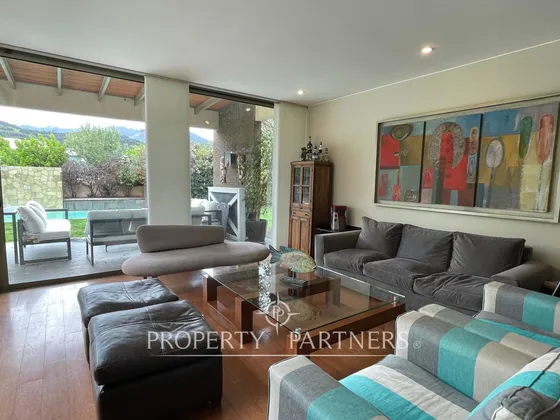 Gran Casa En Condominio Los Bravos,