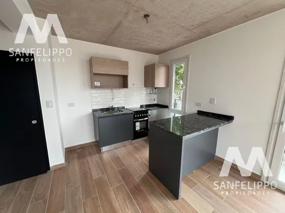Departamento En Venta A  Estrenar En Quilmes Con Cochera