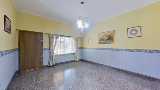 Venta Casa 5 Amb V. Ballester Ascensor Y Cocheras