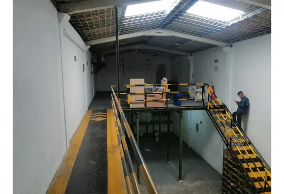 Arriendo Bodega En San Andresito