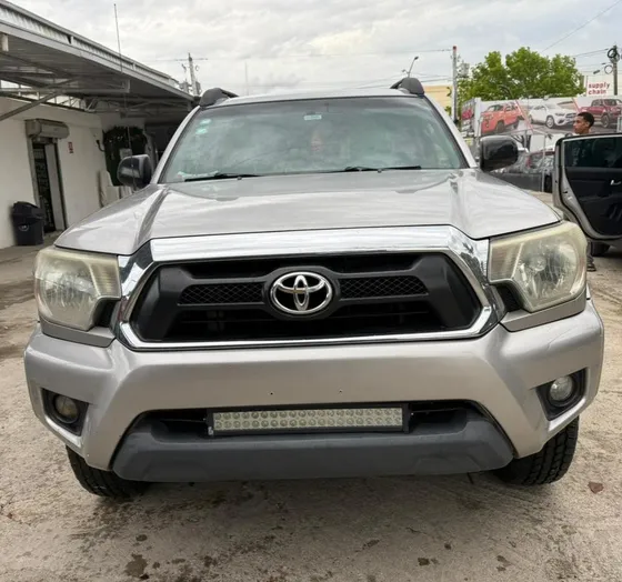 Toyota Tacoma Americano