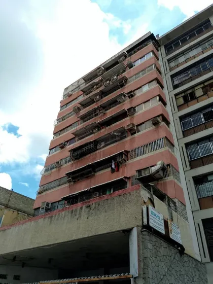 Venta . Apartamento.   Santa Rosalia.  Caracas 157502