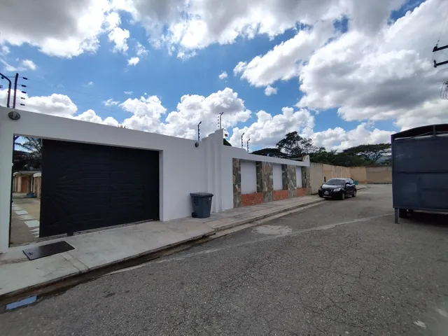 Casa En Venta Urbanización Las Morochas Iv San Diego Carabobo. St