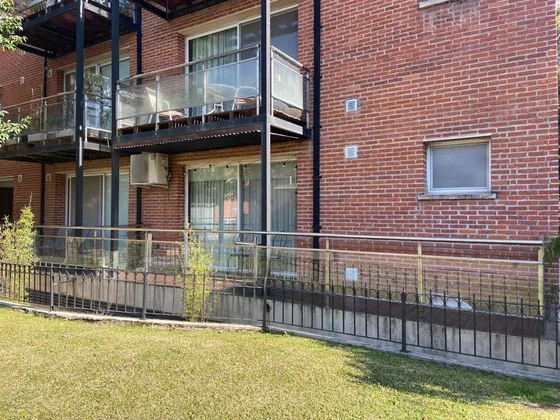 Venta De Departamento En La Vieja Estacion, Canning