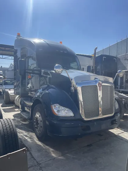 Tractocamión Kenworth T680 Modelo 2014 Importado