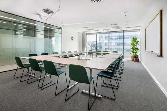 Alquiler De Oficina Amueblada Para 5 Personas En Spaces Americas 1586.