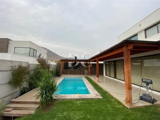 Casa En Venta De 3 Dorm. En Colina Chamisero Chicureo