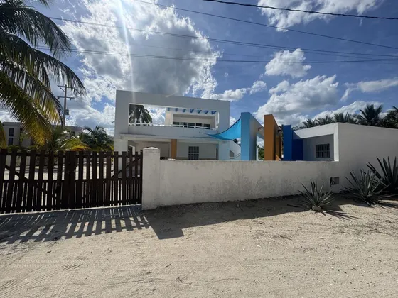 Casa En Venta En Segunda Fila De Las Playas De Telchac Puerto