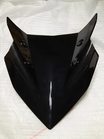 Parabrisas Original Z400