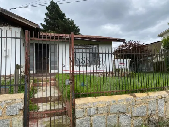 Vass Vende Casa Con Gran Terreno Cerca Hospital De Quilpué