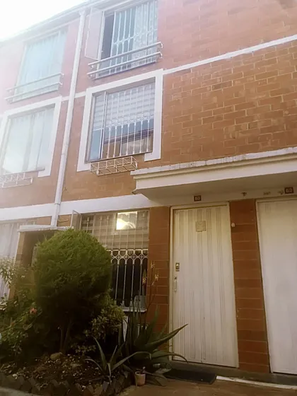 Casa En Venta En El Tintal. Cod V1104019