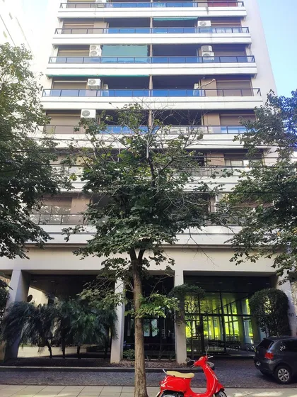 Departamento De 2 Ambientes C/cochera En Alquiler