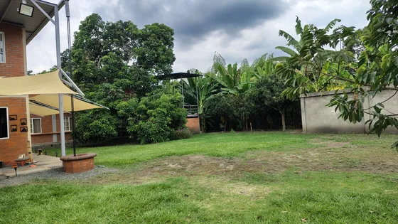 Se Vende Está Hermosa Propiedad En Zona Rural En Ginebra Valle