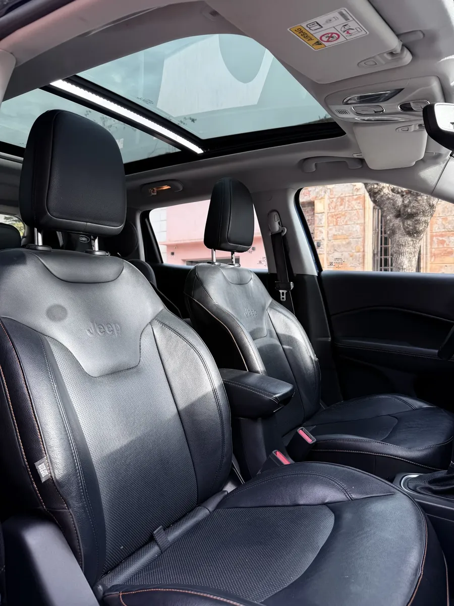 Jeep Compass 2.4 Longitude Plus5259349415965696011
