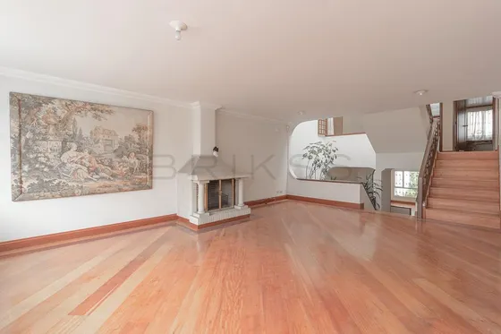 Casa En Venta En Molinos Del Norte-usaquén. Cod V4406