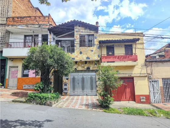 Casa 1 Piso En Prado Centro Con Garaje 