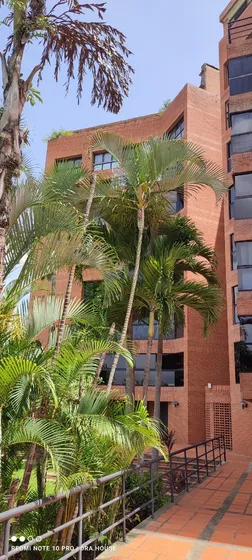 Colinas  Valle Arriba Venta Ph 480 M2 Construccion Mas 30 M2 De Terraza   Espectacular Vista Al Avila Calle Ciega Y Privada