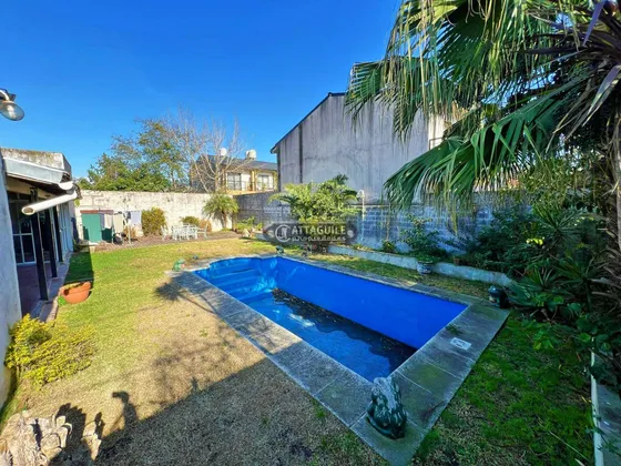 Casa En Venta En Ituzaingó Norte