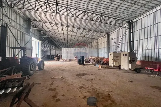 Arriendo Amplia Bodega Isla De Maipo