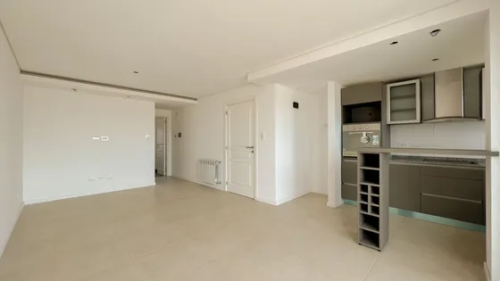 Venta! 2 Amb A Estrenar C/balcón - Constitución