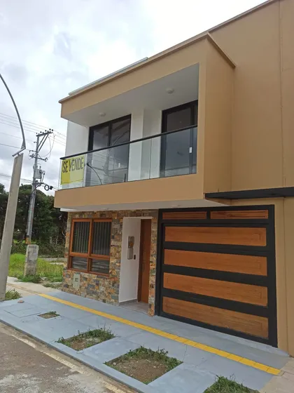 Casa Unifamiliar Para Estrenar En La Ceja, (antioquia). 