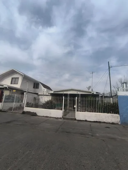 Vende Casa Aislada, Juan Pinto Duran, Macul, 220 Mts