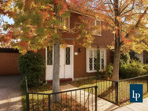 Casa En Venta. Pasaje Cerrado / Verbo Divino - Villa María
