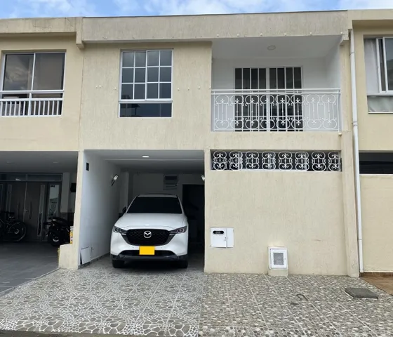 Casa En Venta  Condominio En La Hacienda, Cali
